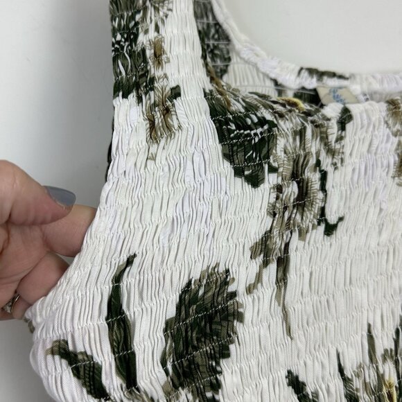 Sunny Island Hawaii Dress Womens One Size Tropical Smocked Midi White Floral NWT - Picture 5 of 8